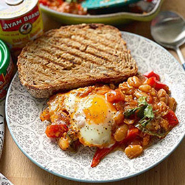 Baked Beans & Chilli Tuna Shakshuka